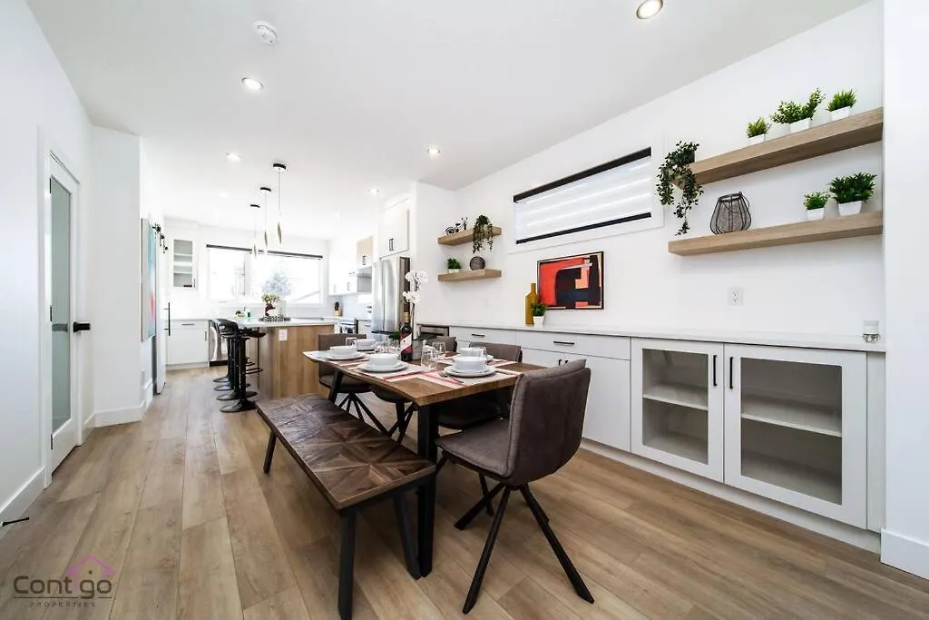 Casa vacanze Villa Urban Zen, Aircon, King Bed, 10 Min Wem & Dt! Edmonton Canada
