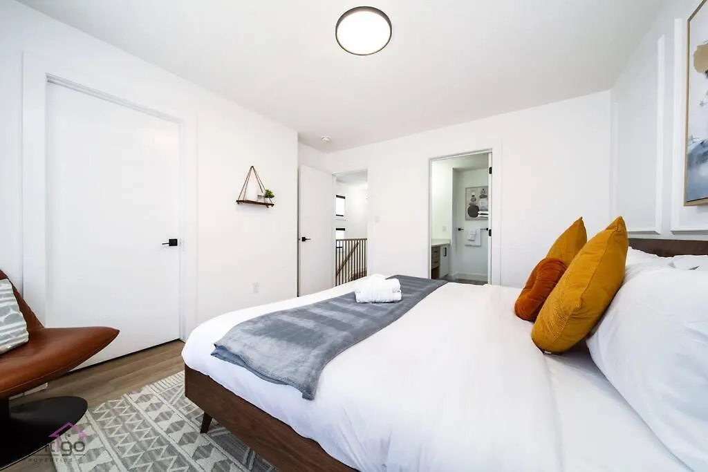 Urban Zen, Aircon, King Bed, 10 Min Wem & Dt! Villa Edmonton Feriehus