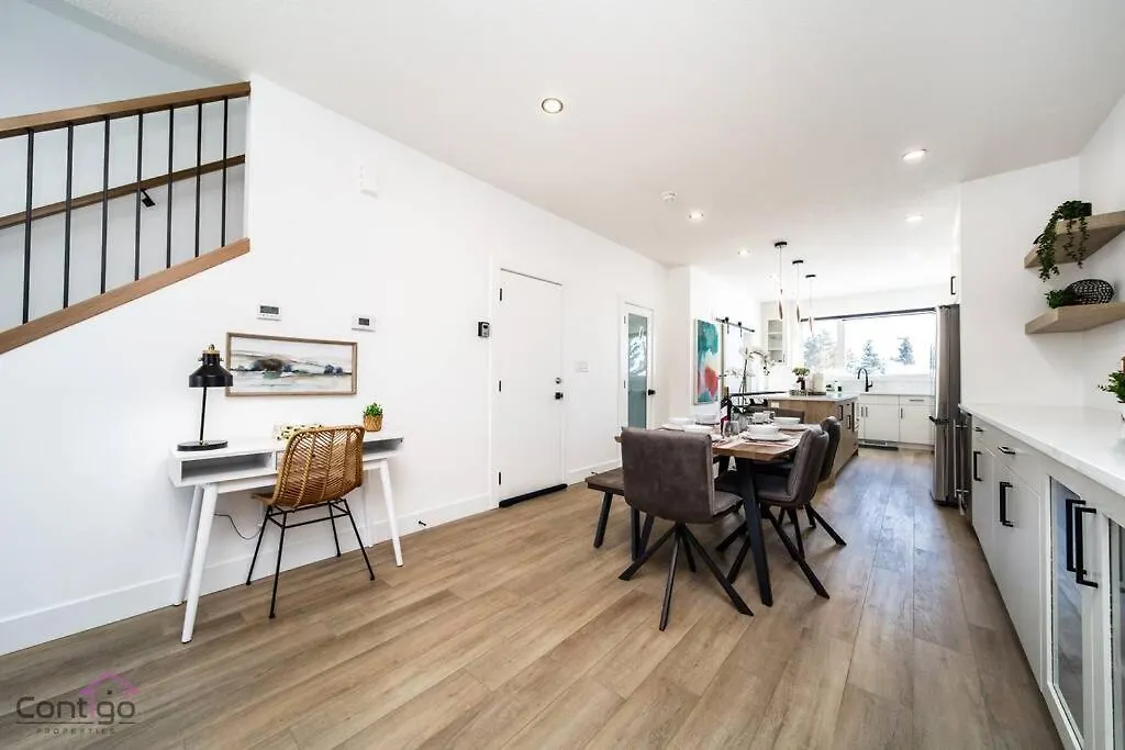 Feriehus Urban Zen, Aircon, King Bed, 10 Min Wem & Dt! Villa Edmonton