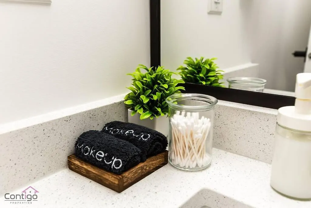 Urban Zen, Aircon, King Bed, 10 Min Wem & Dt! Villa Edmonton